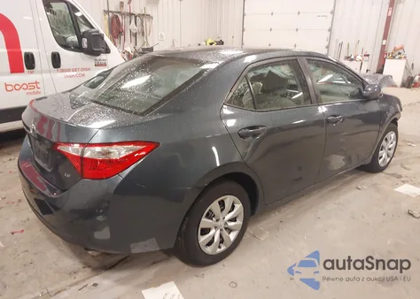 2015 Toyota Corolla Le z USA, uszkodzony, nr VIN 5YFBURHE0FP263573